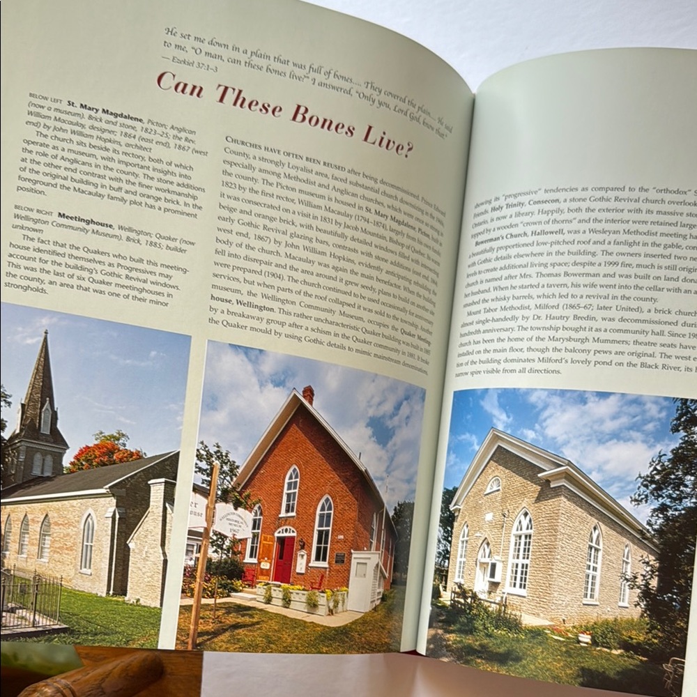 BOOK “Canadian Churches an Architectural History” - Picture 12 of 12